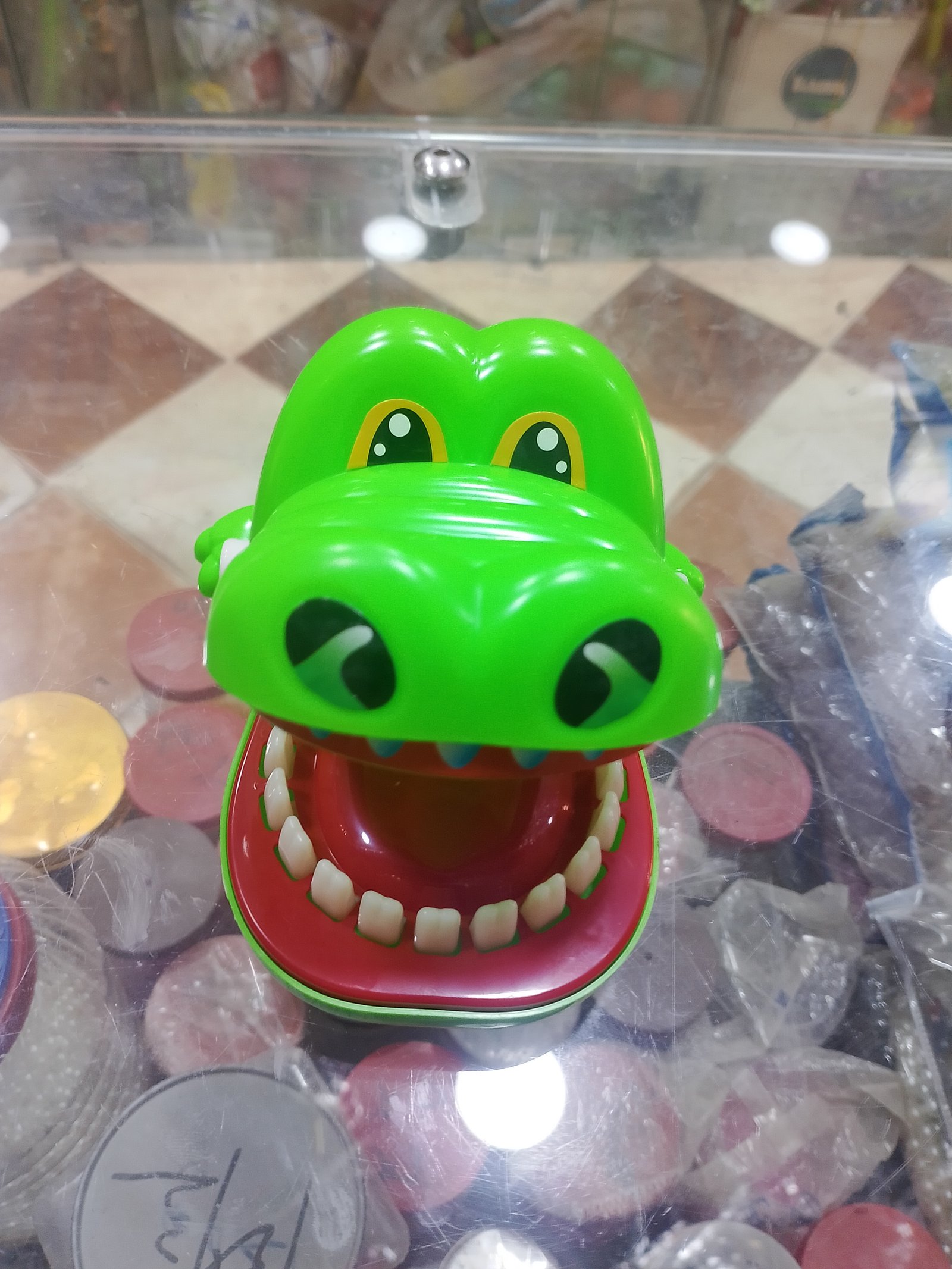 لعبه تمساح الاسنان