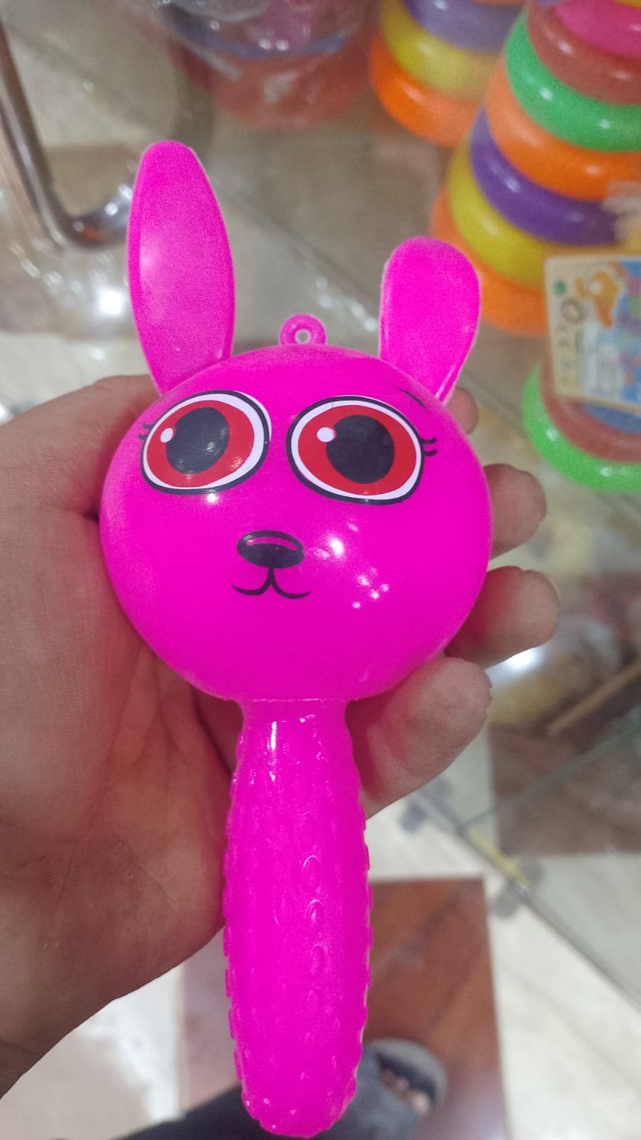 لعبه اطفال بتزمر وبتنور